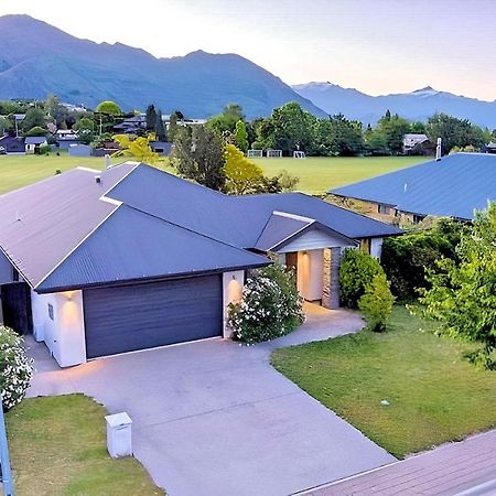 Wanaka Holiday Home Buitenkant foto